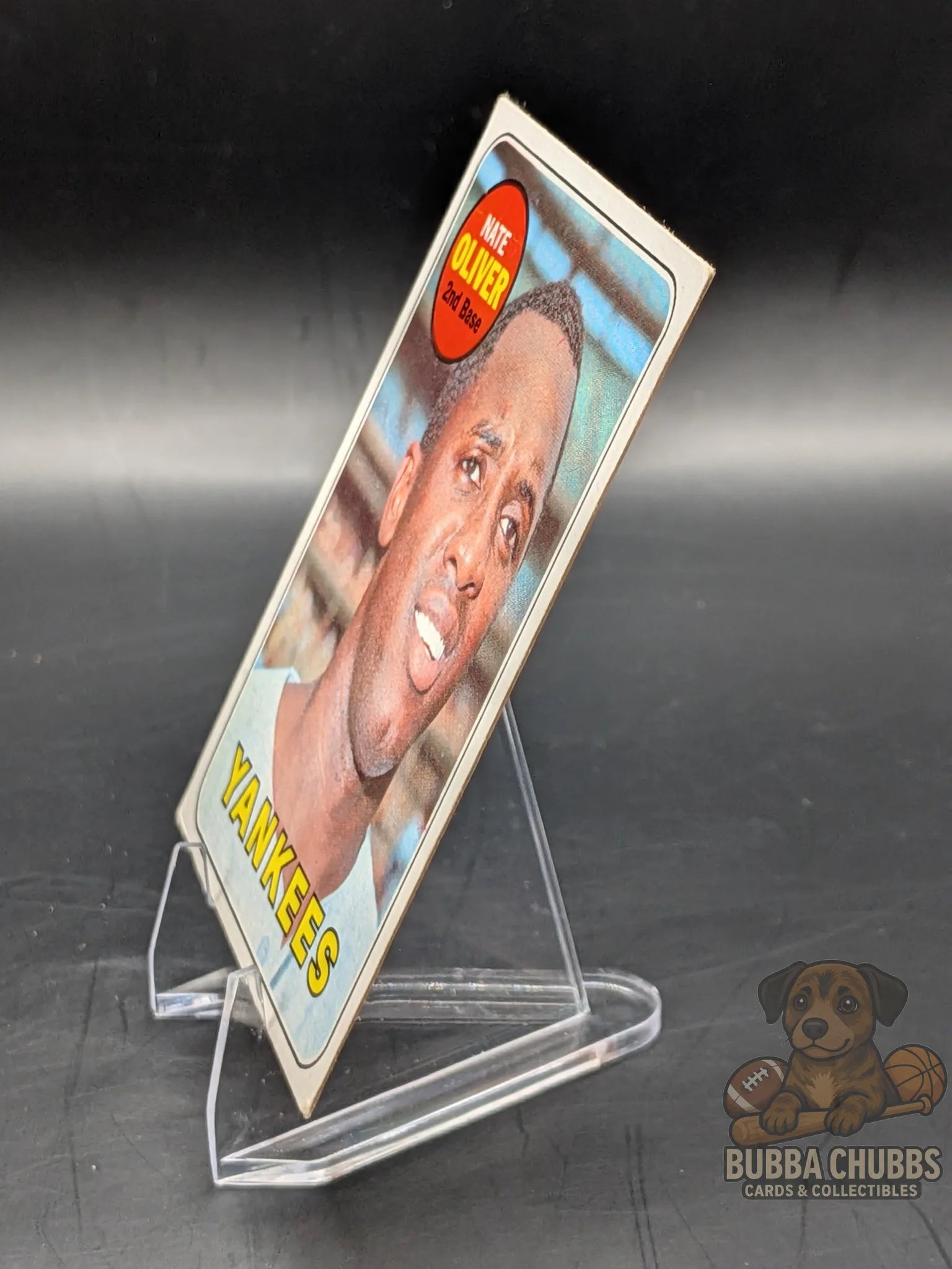 vintage Baseball trading card of Nate Oliver with the New York Yankees topps chewing gum base