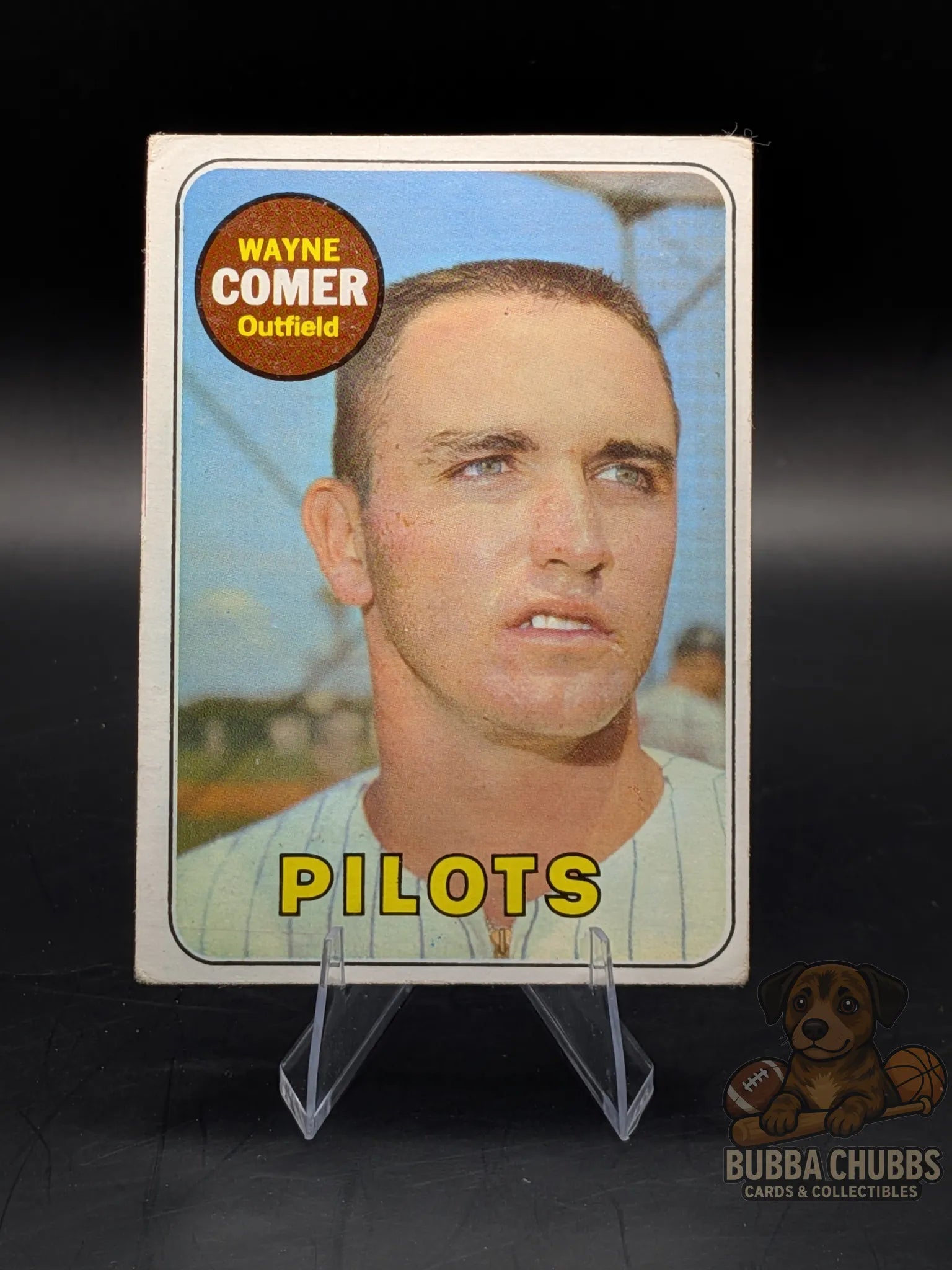 vintage baseball trading card of Wayne Comer with the Seattle Pilots topps chewing gum base