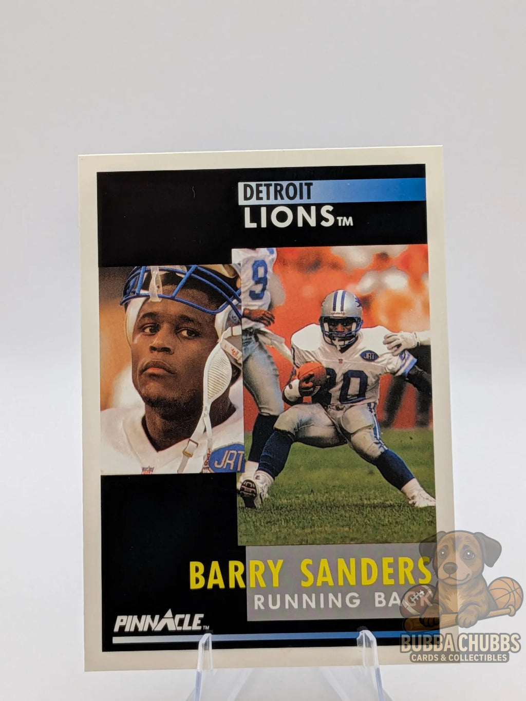 Vintage Football trading card featuring Barry Sanders of the Detroit Lions pinnacle