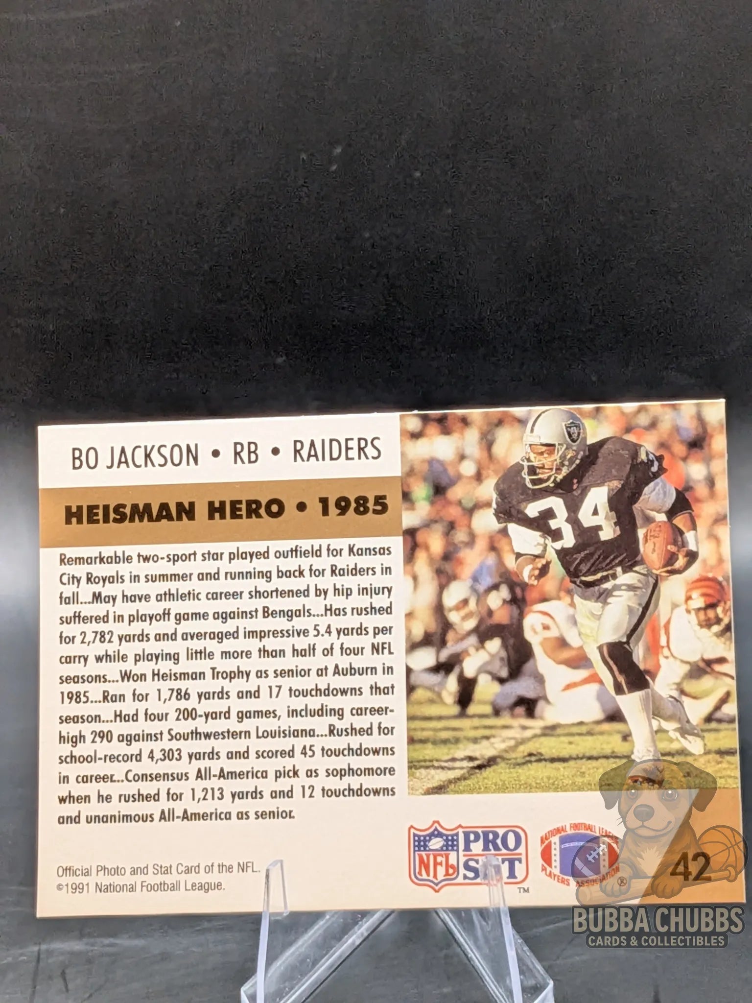 Vintage 1991 Football trading card featuring Heisman Hero Bo Jackson nfl pro set