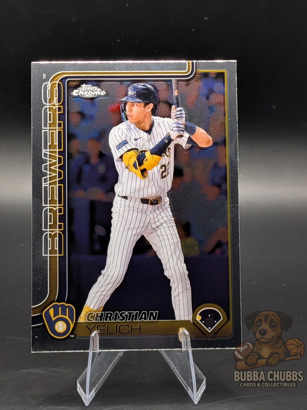 Baseball trading card of Christian Yelich of the Brewers topps chrome