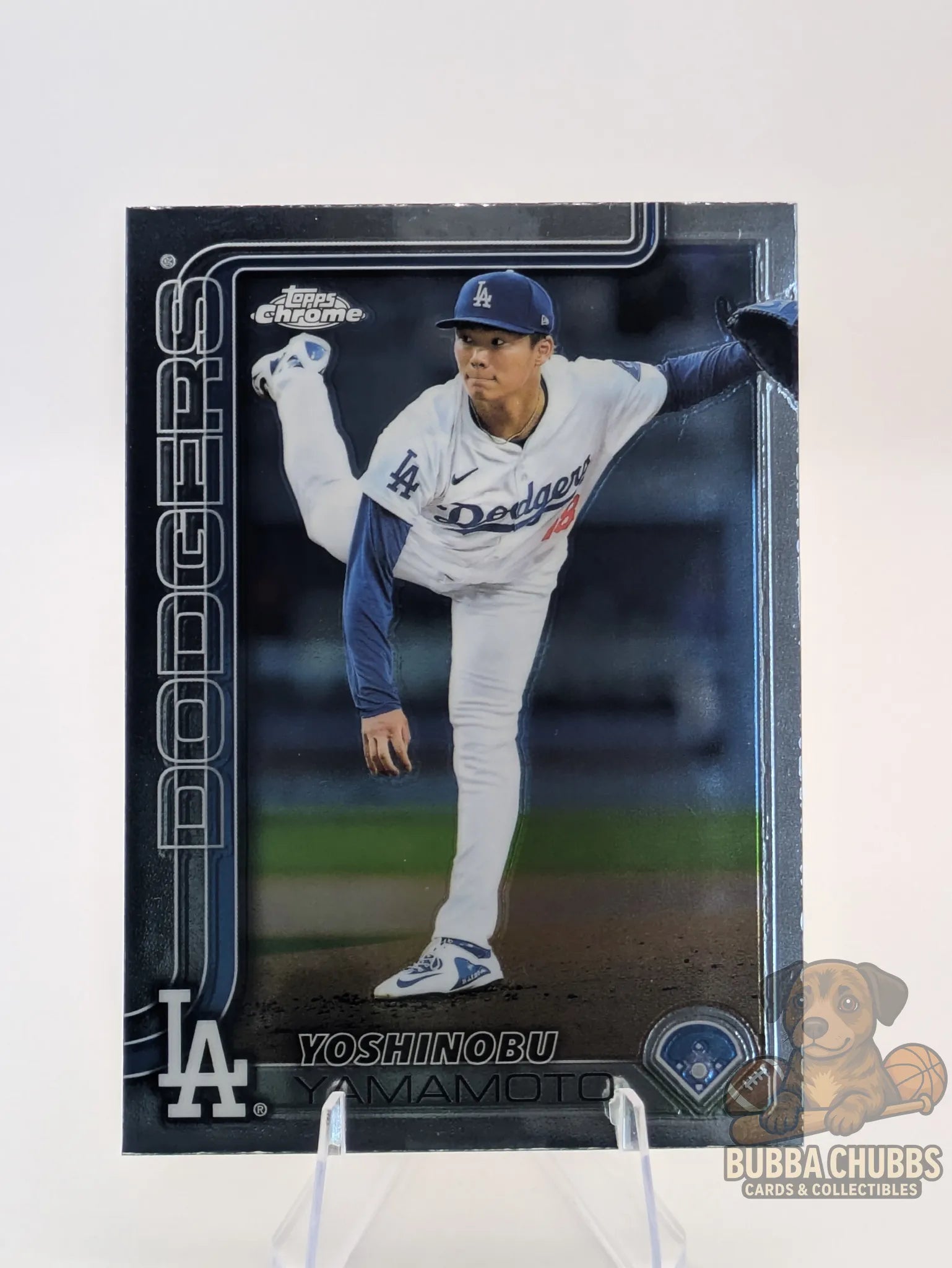 Baseball trading card Yoshinobu Yamamoto with the Los Angeles Dodgers